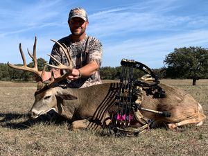 Bobby with his 149 Inch 11 point buck.