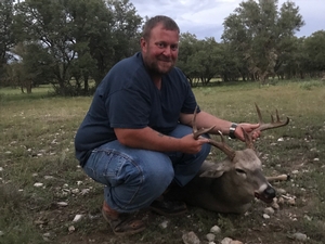 Cull buck taken by Bobby Guillory.