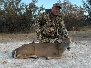 Chris M. with his Cull buck.