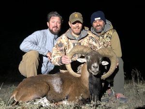 Blaine after a successful Ram Hunt, with Pete and Jeremy.