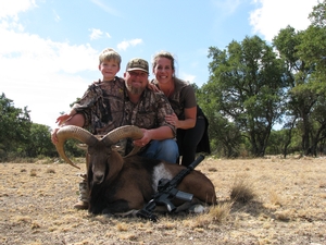 Cody, Crew, and Elizabeth Thomas after a great family hunt and Red Sheep Taken!