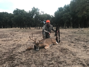 Billy Parks with his 158 Inch 10 Point Buck.